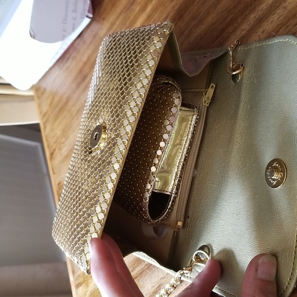 Purse - Picture 4 of 4